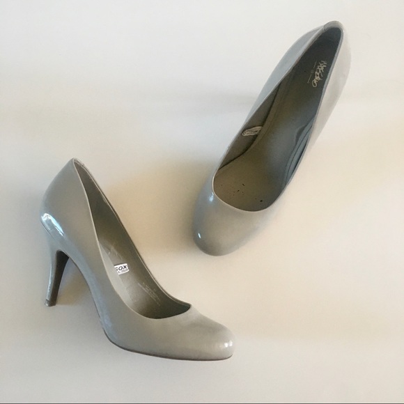 Mossimo Supply Co. Shoes - Mossimo Dove Gray Round Toe Glossy Heels EUC